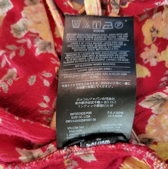 Volcom Red Yellow Floral Roadtrip Romper Size Small - Picture 6 of 7